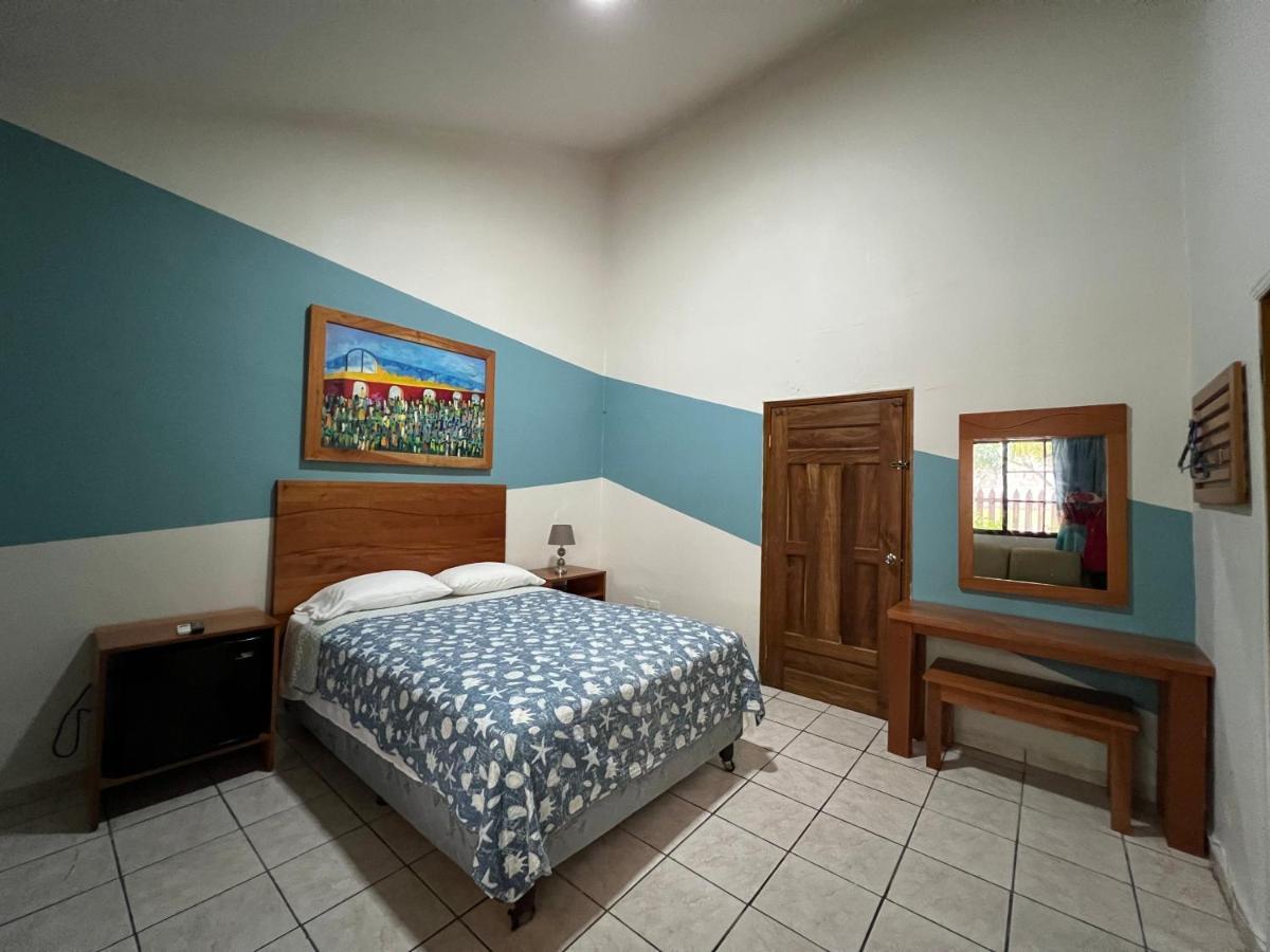 Hotel Vina Del Mar Омоа Экстерьер фото