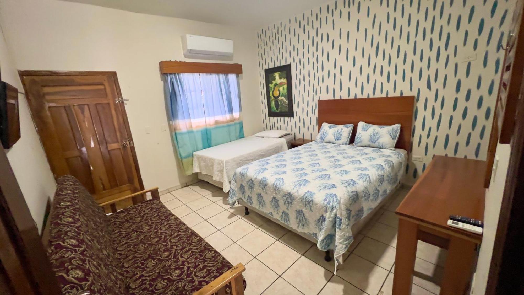Hotel Vina Del Mar Омоа Экстерьер фото