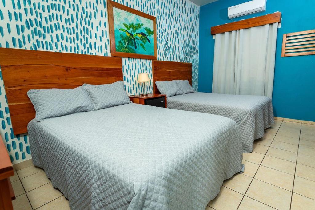 Hotel Vina Del Mar Омоа Экстерьер фото