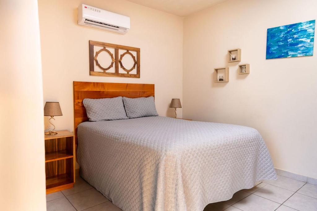 Hotel Vina Del Mar Омоа Экстерьер фото